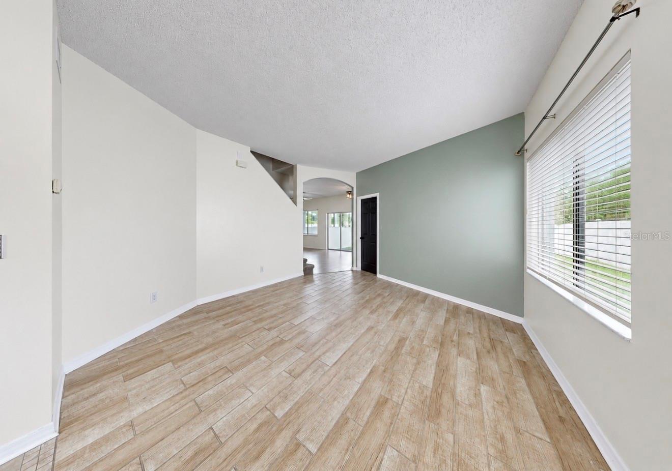 12719 LONGCREST DR — photo 8
