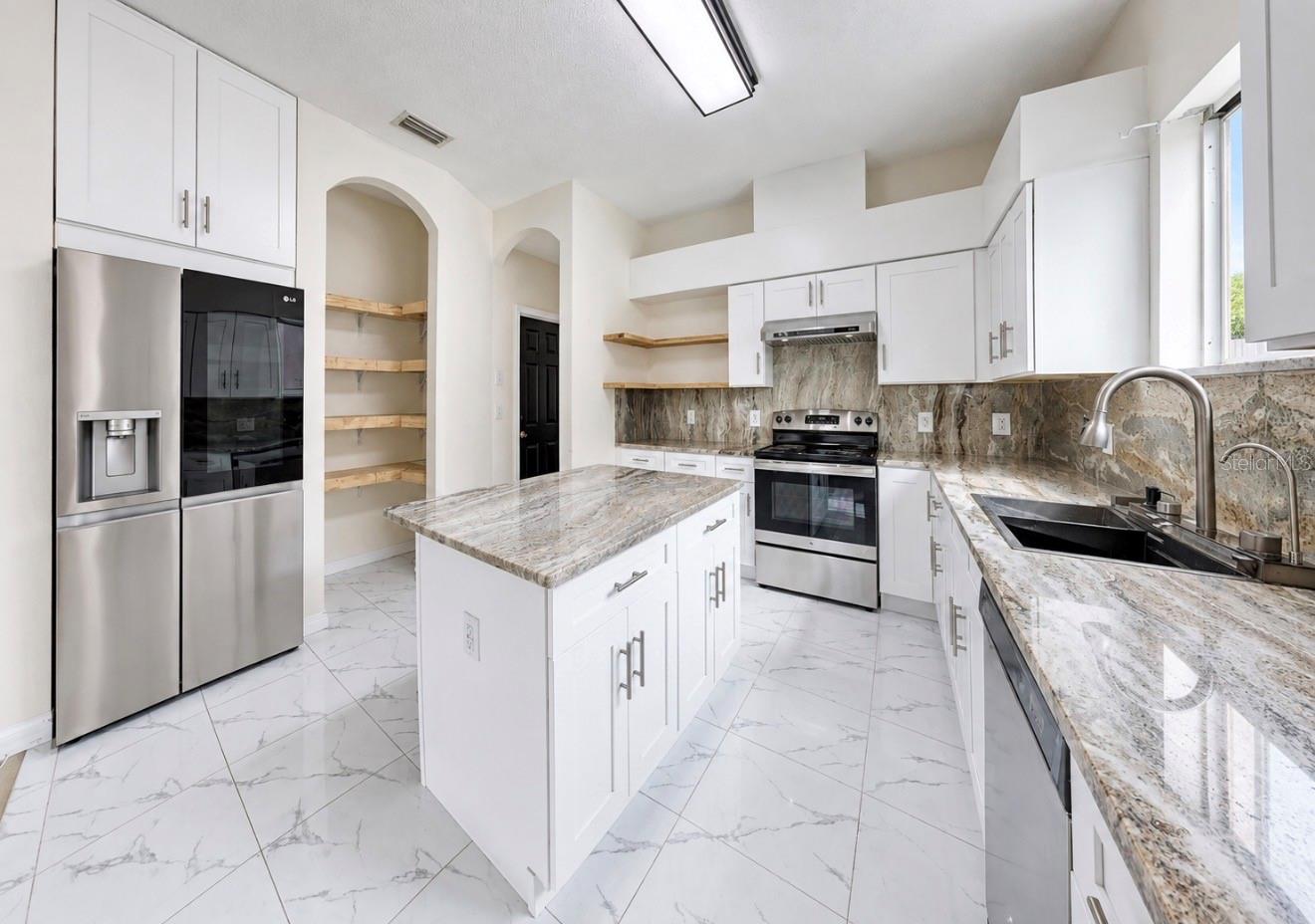 12719 LONGCREST DR — photo 35