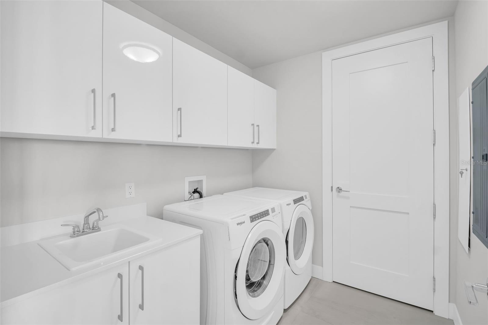 301 1ST ST S #2105 — photo 39