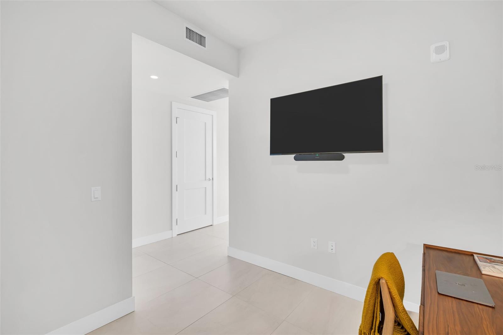 301 1ST ST S #2105 — photo 30