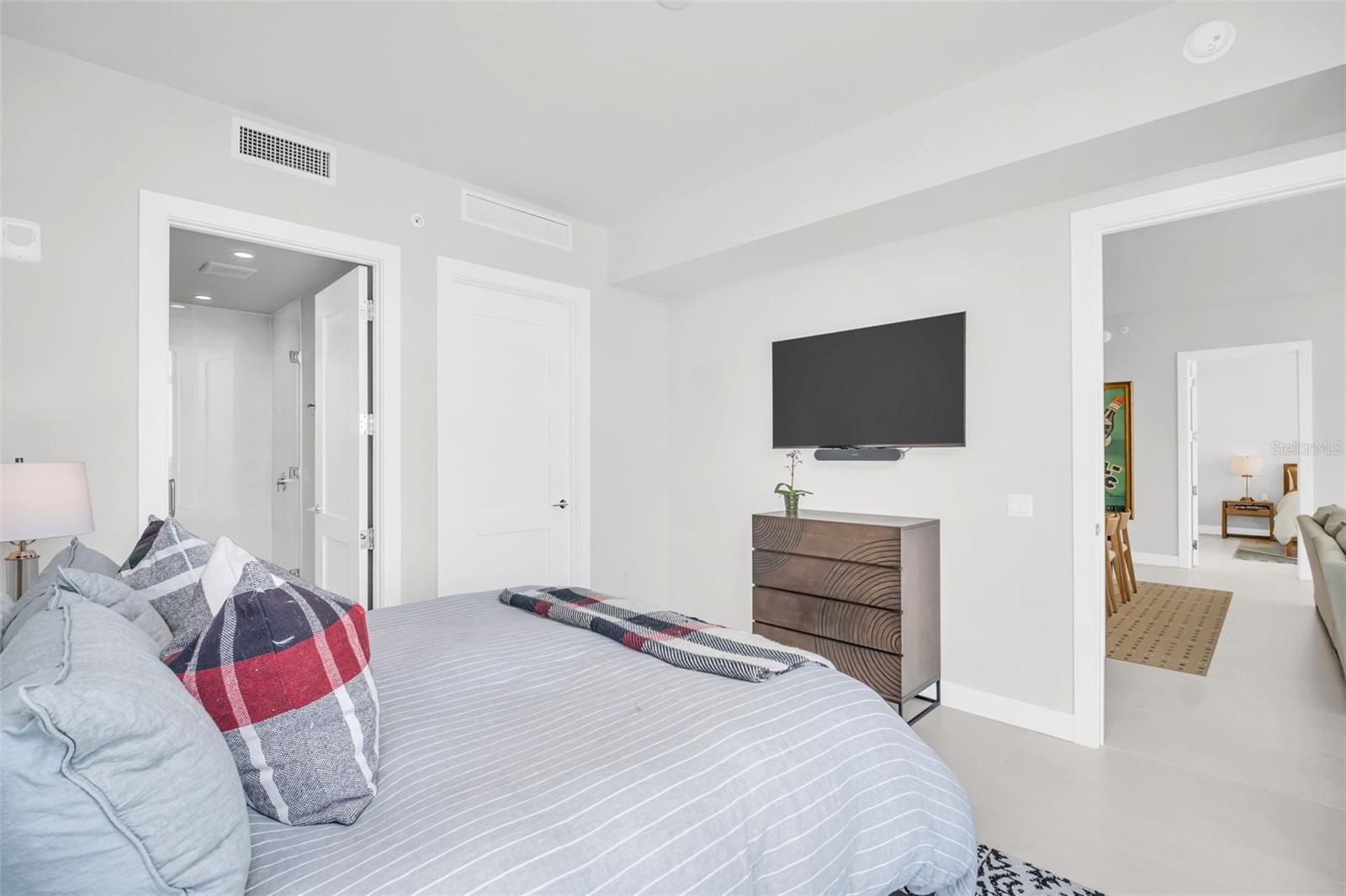 301 1ST ST S #2105 — photo 41