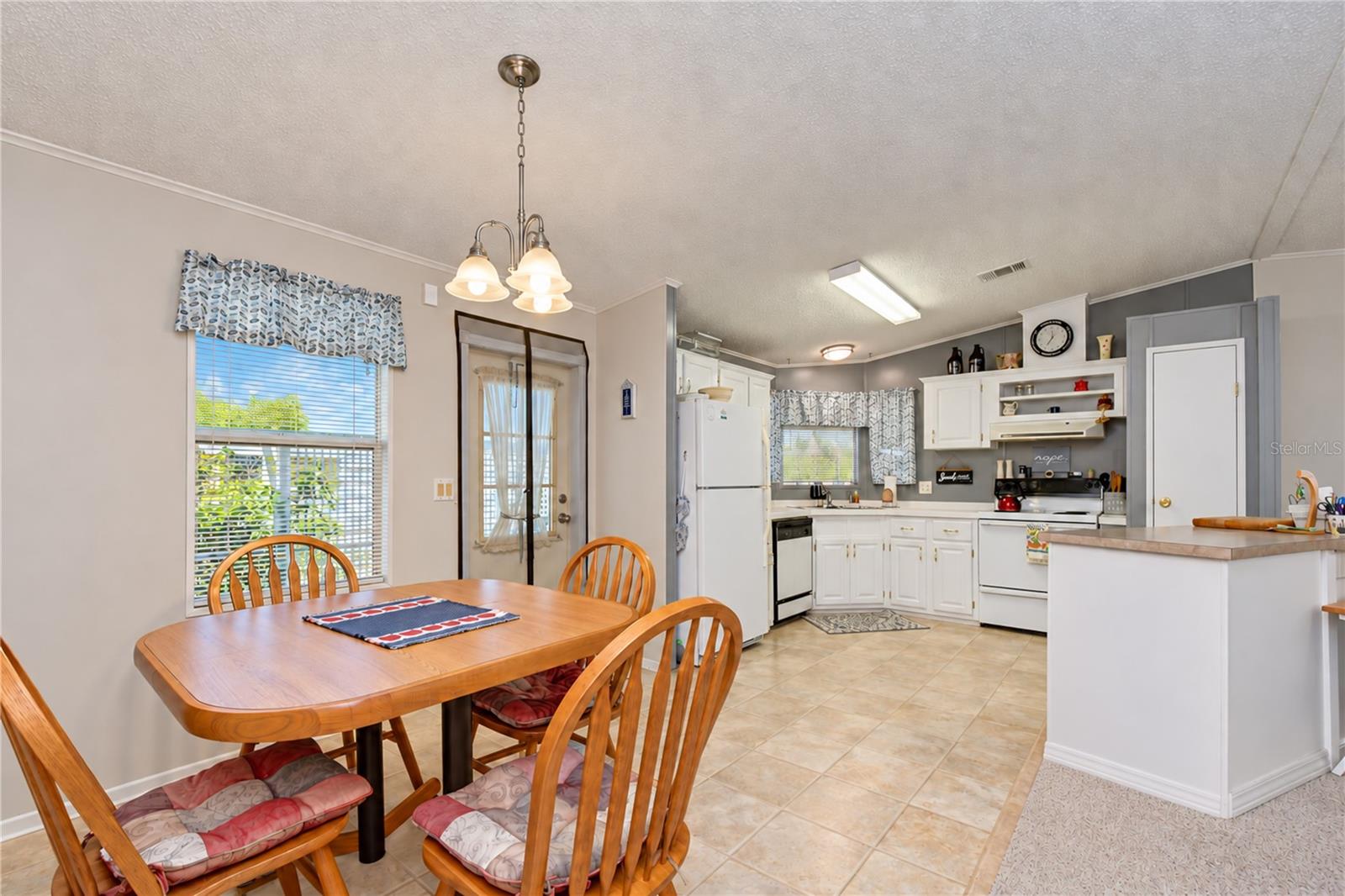 38012 LAWANDA LOOP — photo 20