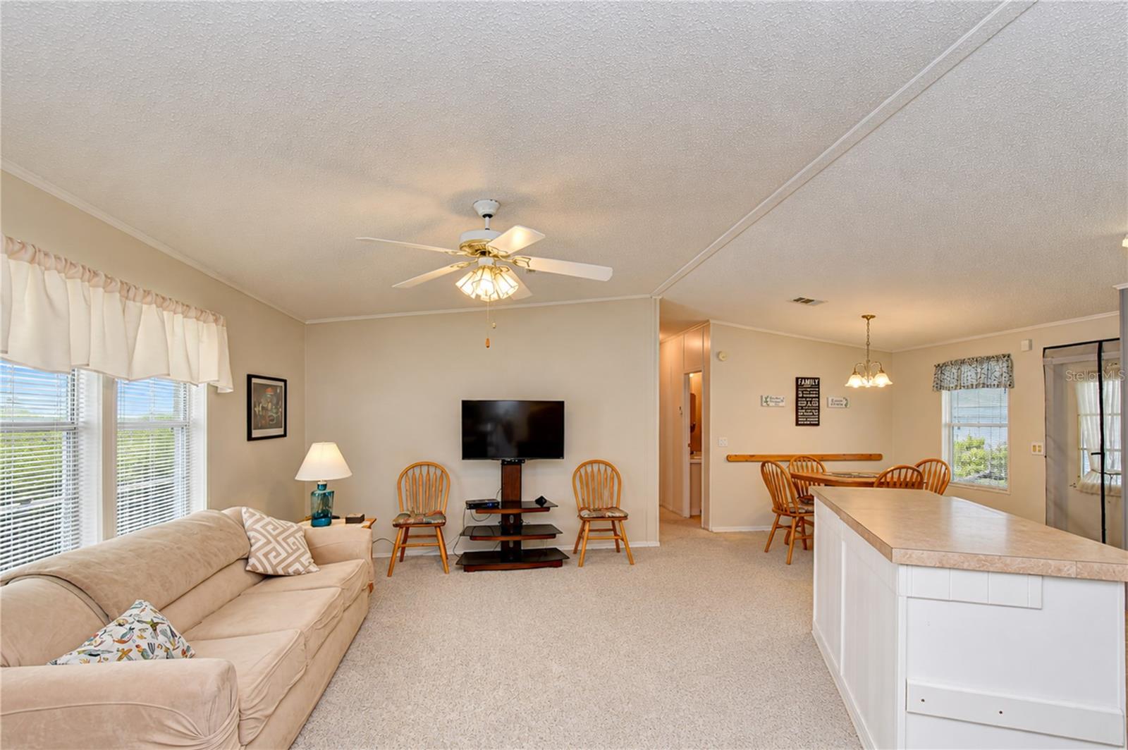 38012 LAWANDA LOOP — photo 27