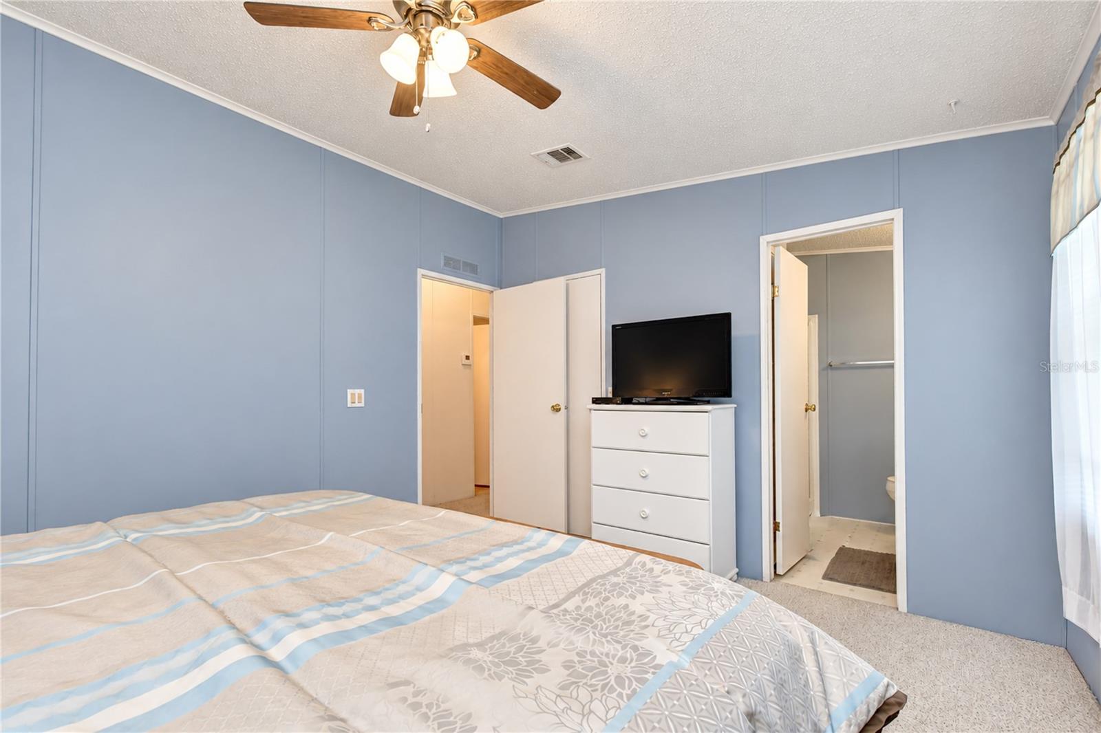 38012 LAWANDA LOOP — photo 38