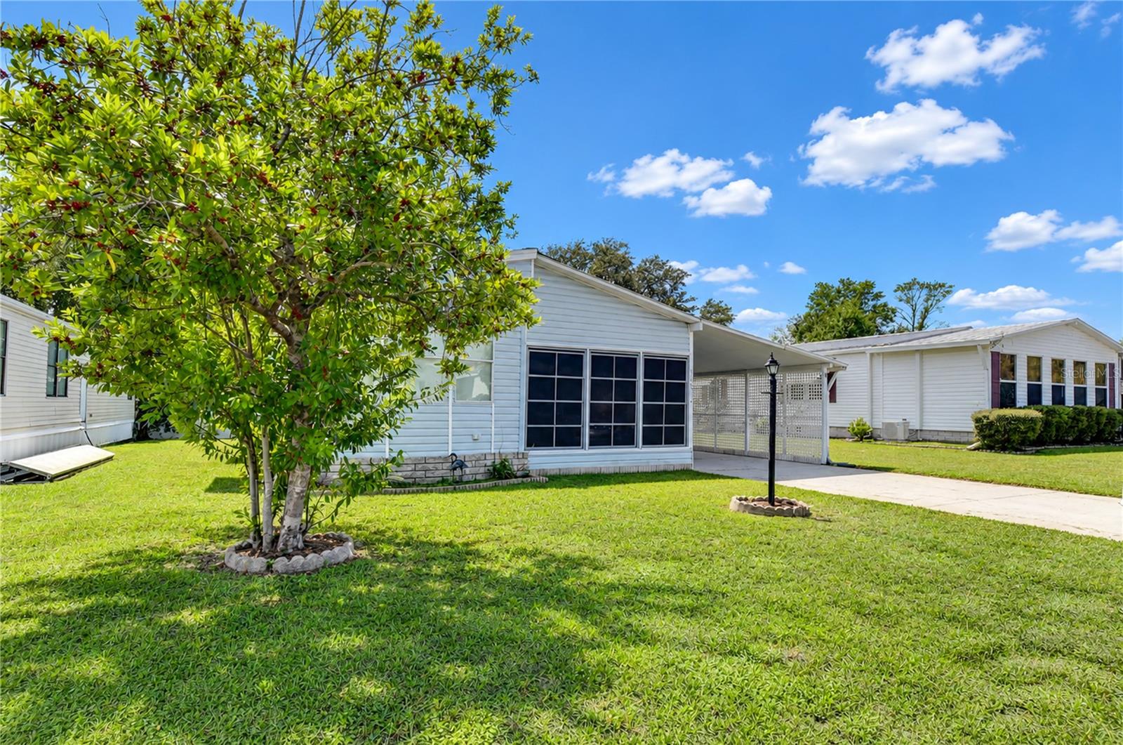 38012 LAWANDA LOOP — photo 14