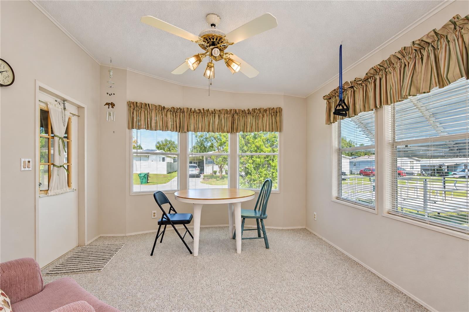 38012 LAWANDA LOOP — photo 30