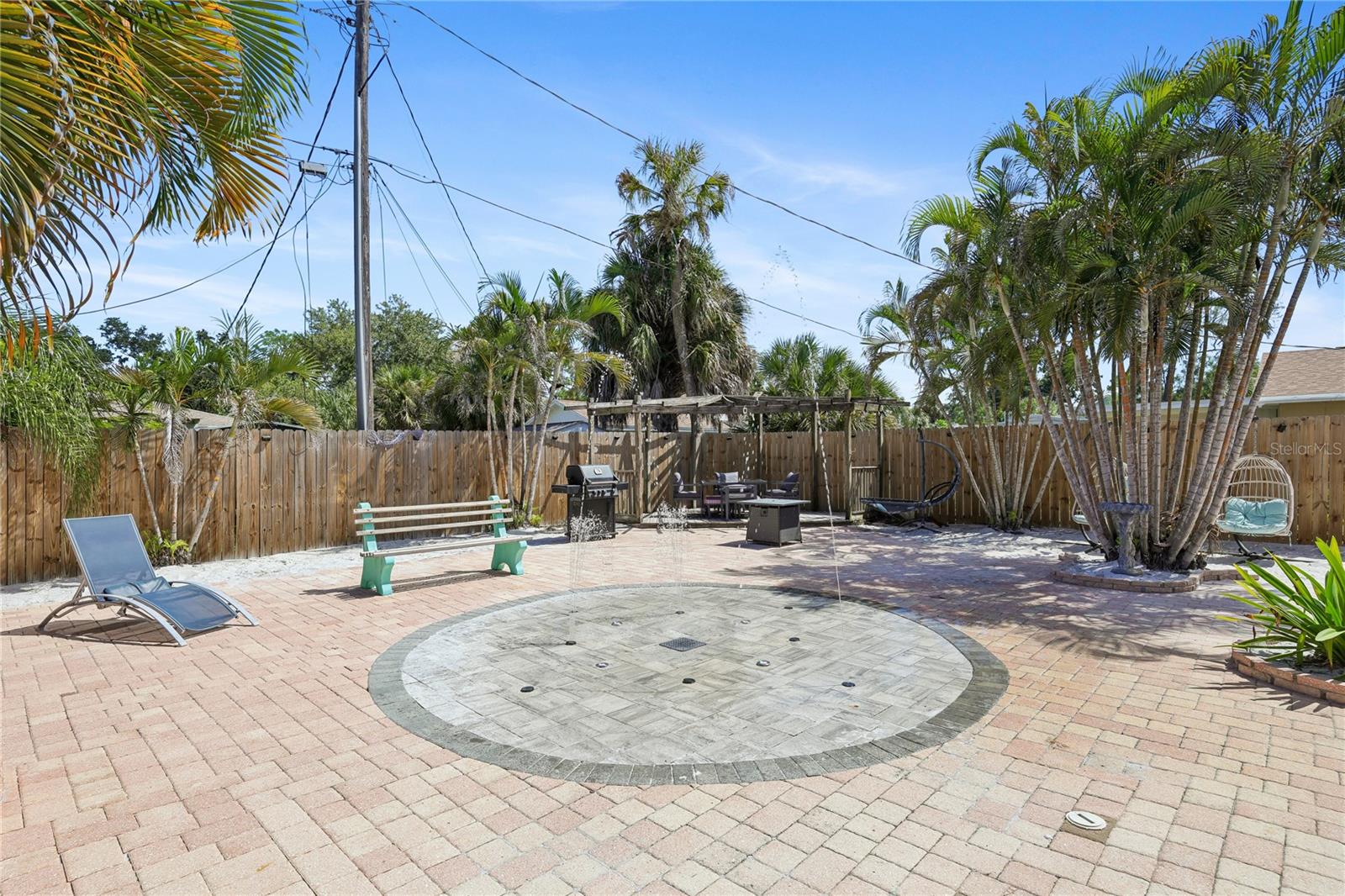 8479 PINEWOOD RD — photo 13