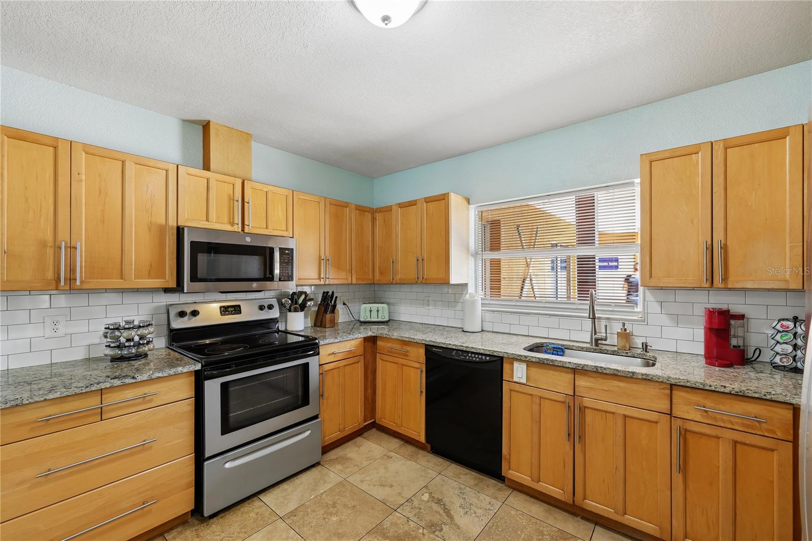 8479 PINEWOOD RD — photo 11