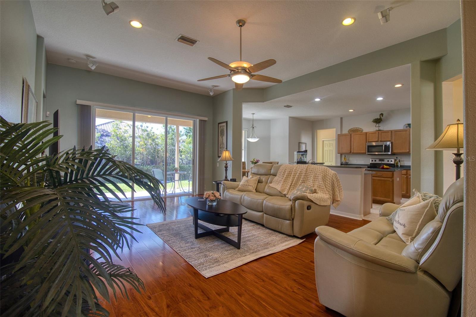 2219 ELIZABETH WAY — photo 4