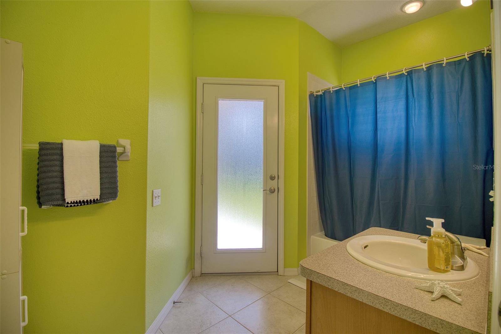 2219 ELIZABETH WAY — photo 25