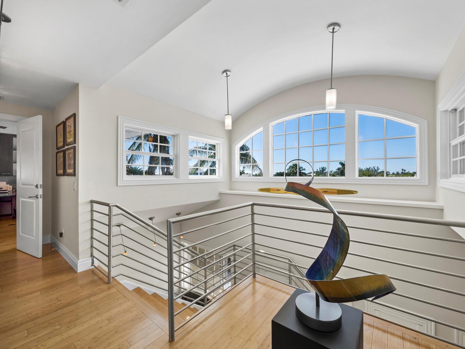 550 NORTON ST — photo 29