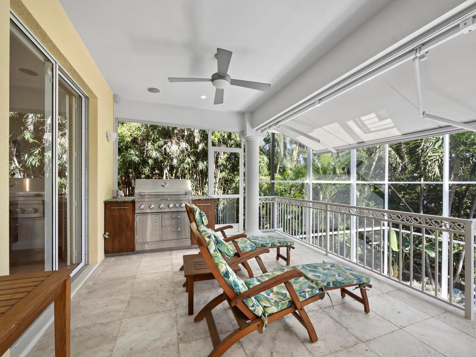 550 NORTON ST — photo 15