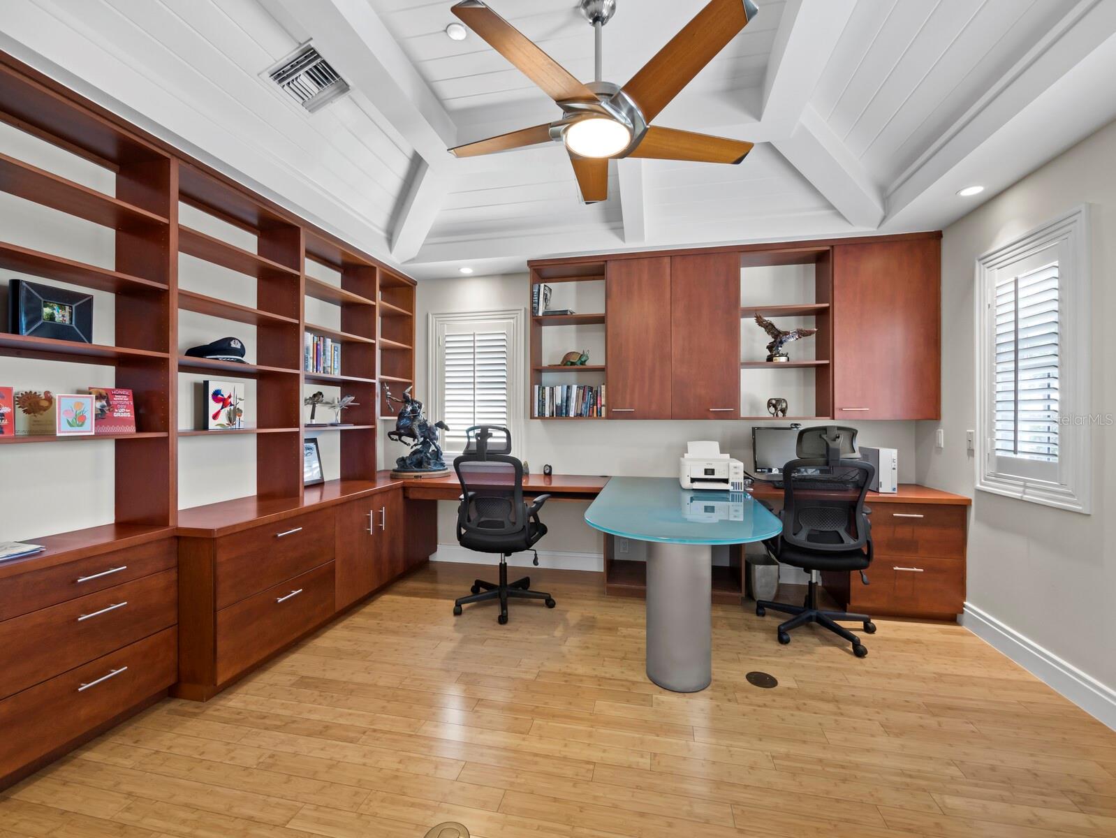 550 NORTON ST — photo 30