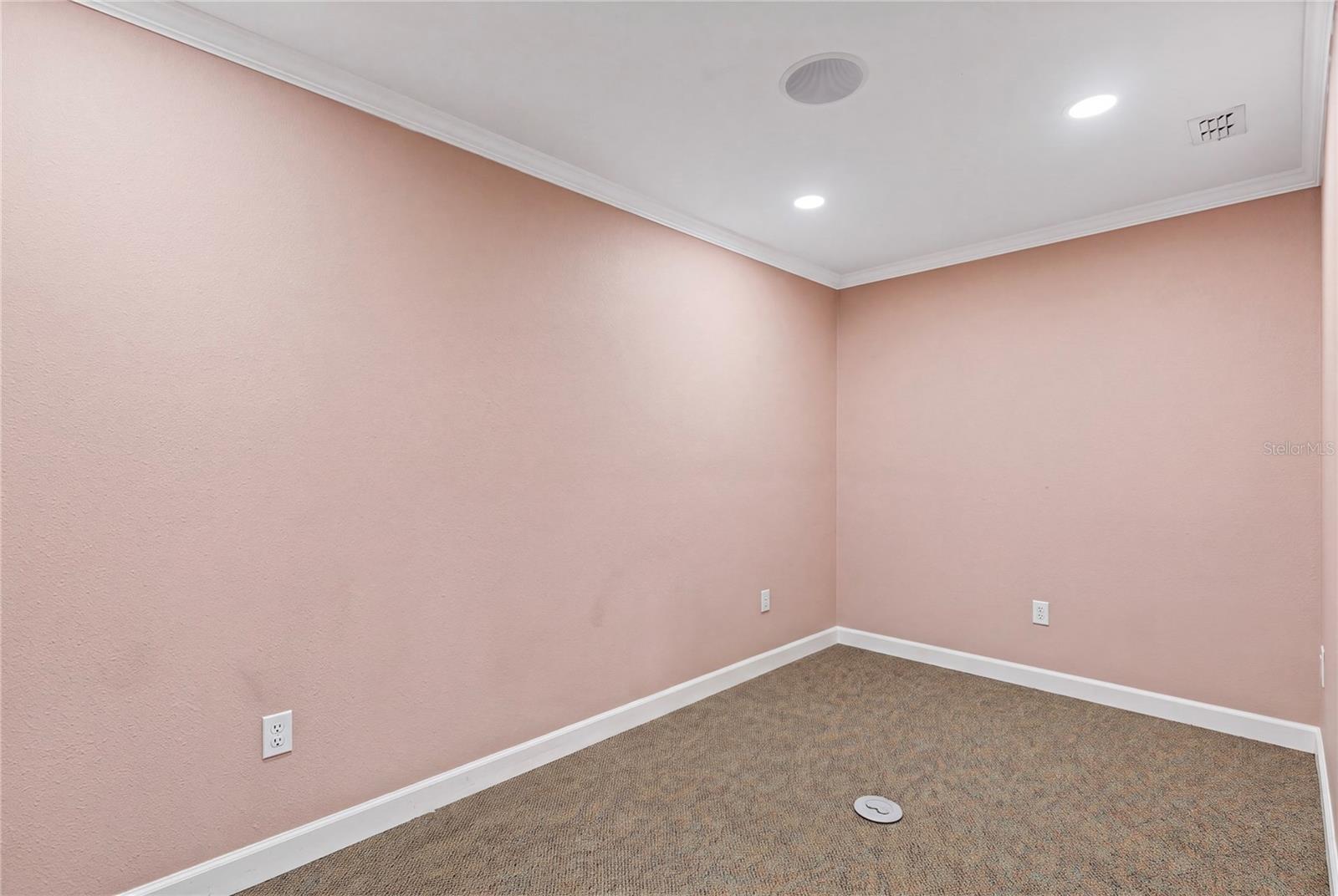 12574 INDIAN ROCKS RD — photo 17