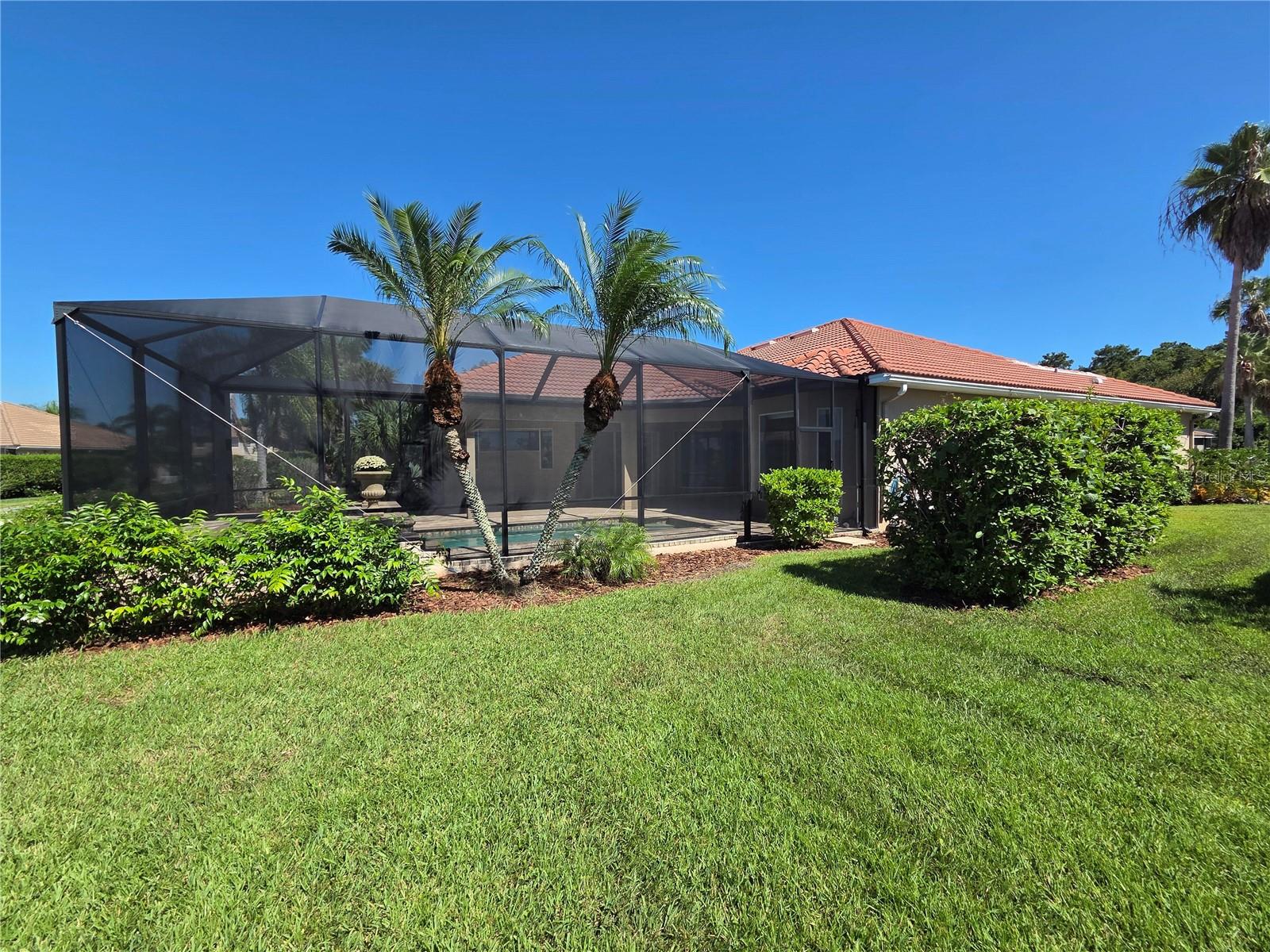 7531 CAMDEN HARBOUR DR — photo 9