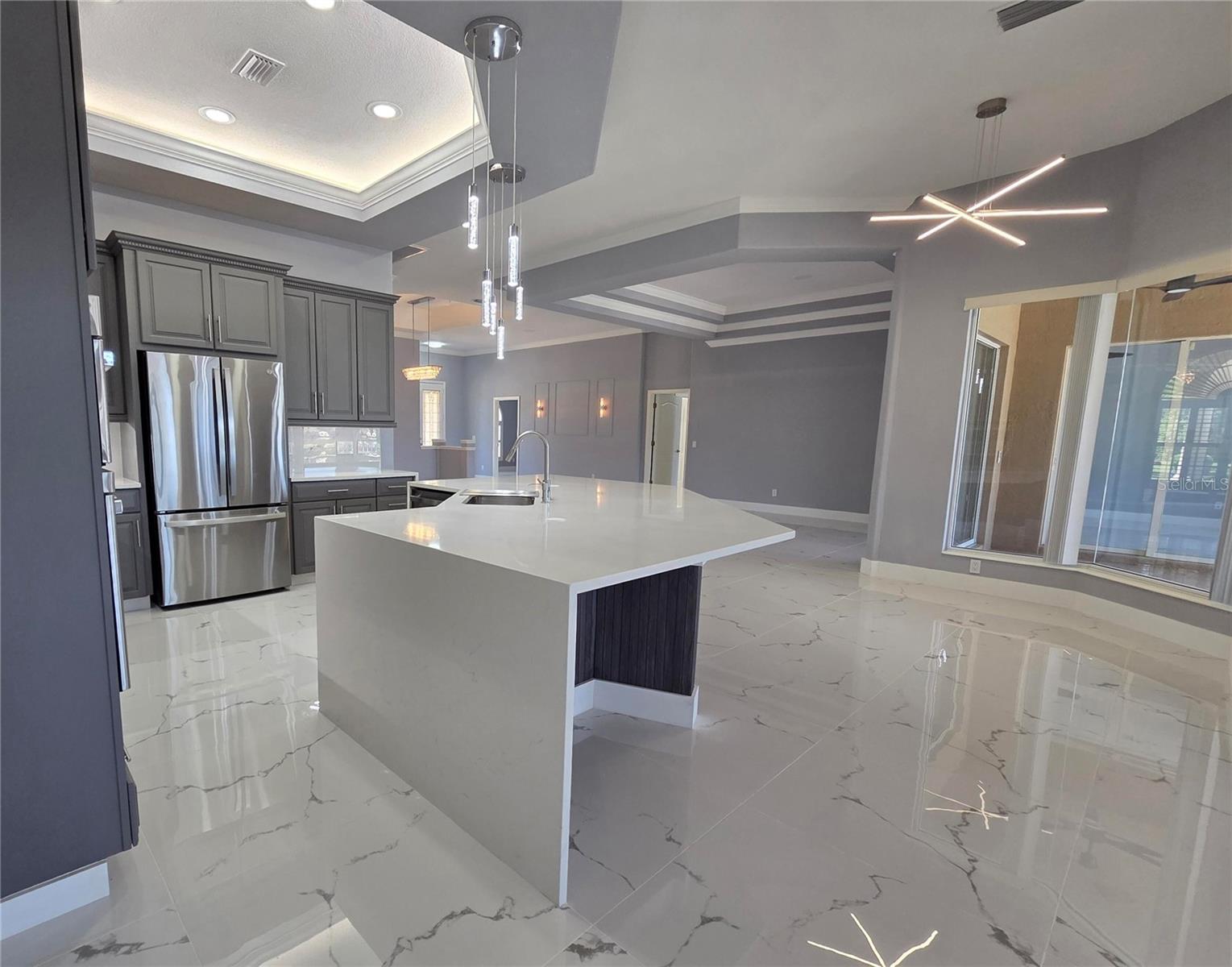 7531 CAMDEN HARBOUR DR — photo 27