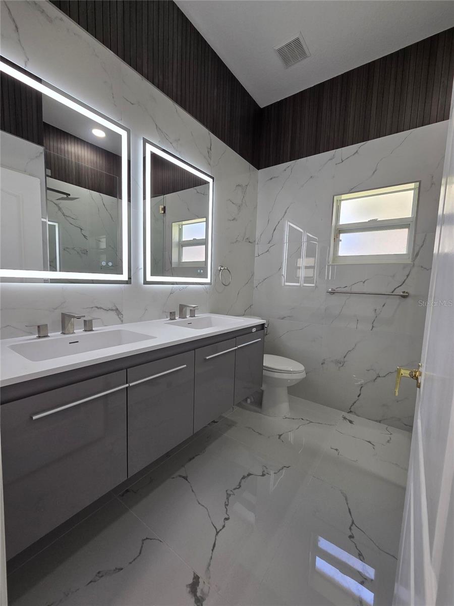 7531 CAMDEN HARBOUR DR — photo 49