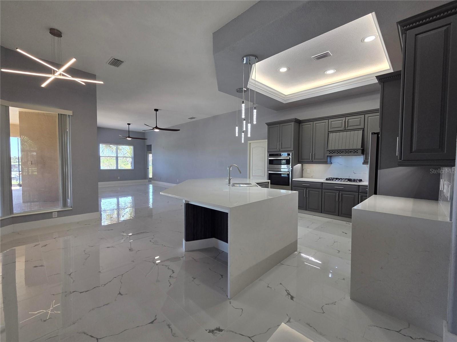 7531 CAMDEN HARBOUR DR — photo 26