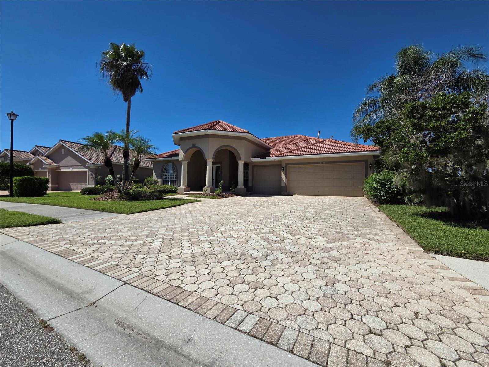 7531 CAMDEN HARBOUR DR — photo 5