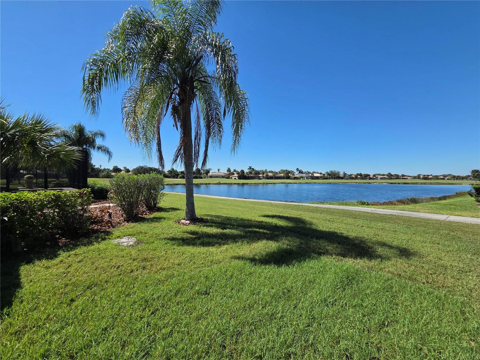 7531 CAMDEN HARBOUR DR — photo 6