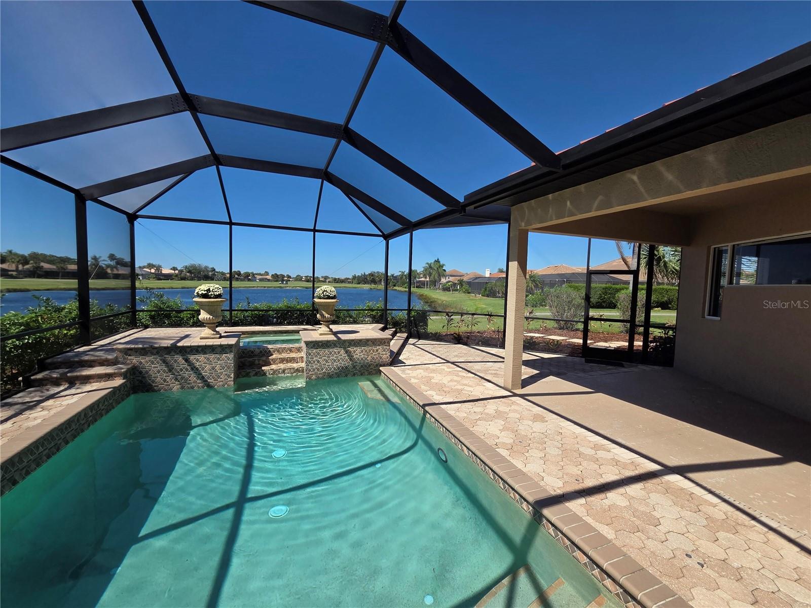 7531 CAMDEN HARBOUR DR — photo 12