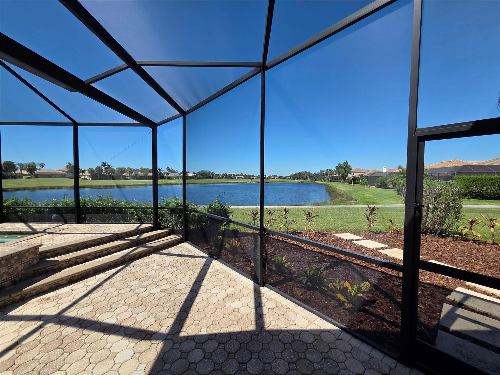7531 CAMDEN HARBOUR DR — photo 18