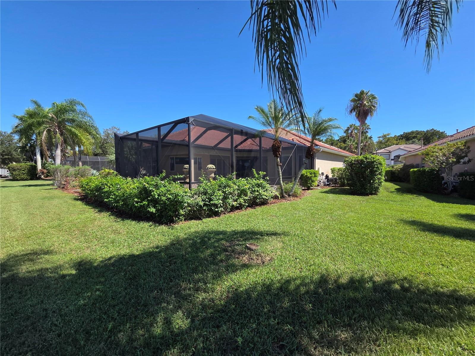 7531 CAMDEN HARBOUR DR — photo 8