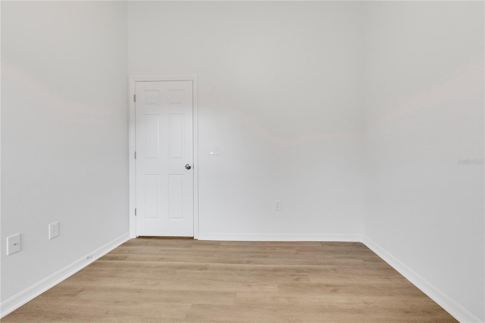 10250 PEOPLES LOOP — photo 22