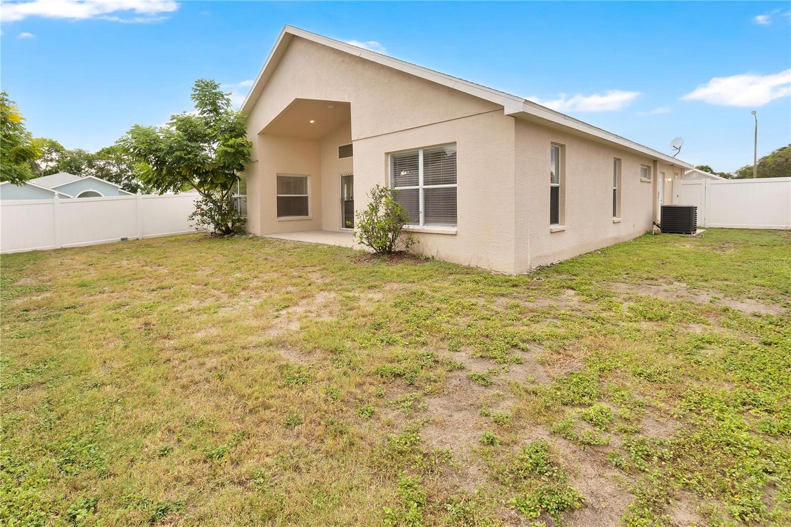 10250 PEOPLES LOOP — photo 31