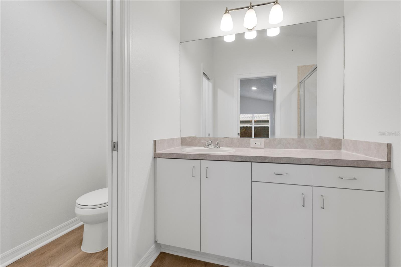 10250 PEOPLES LOOP — photo 15
