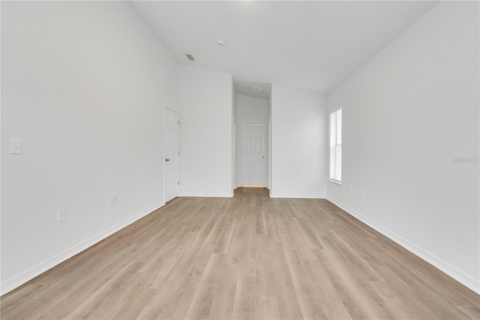 10250 PEOPLES LOOP — photo 12