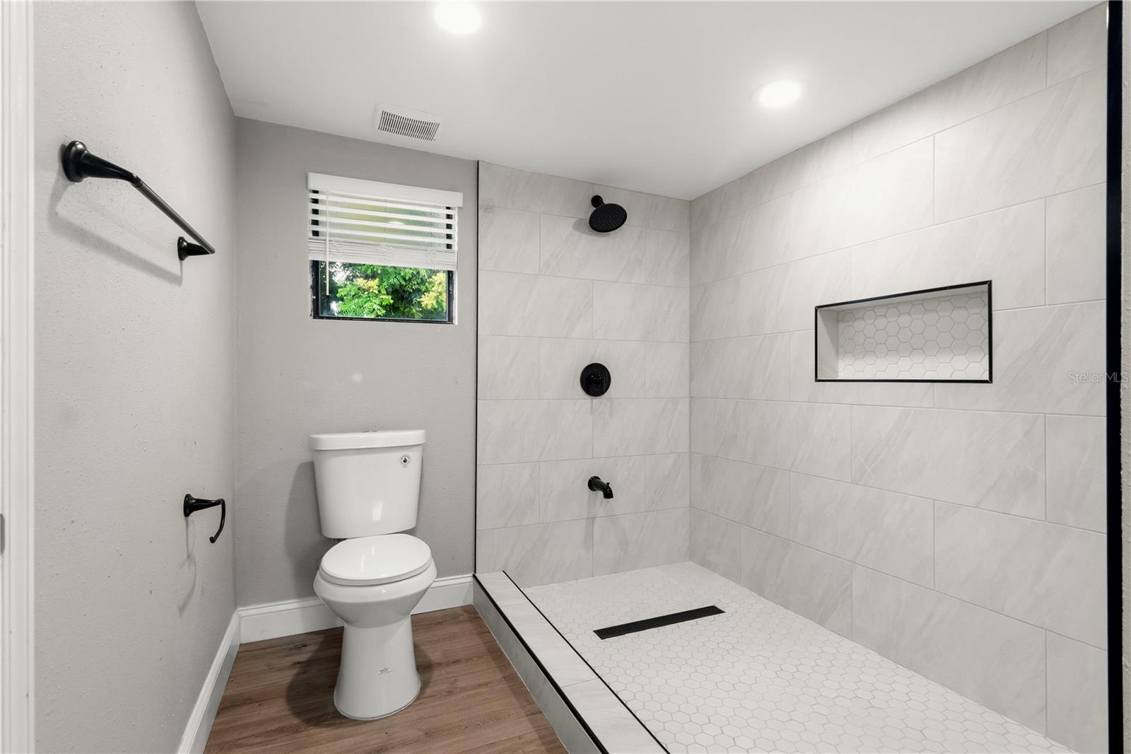 320 E ALTHEA AVE — photo 21