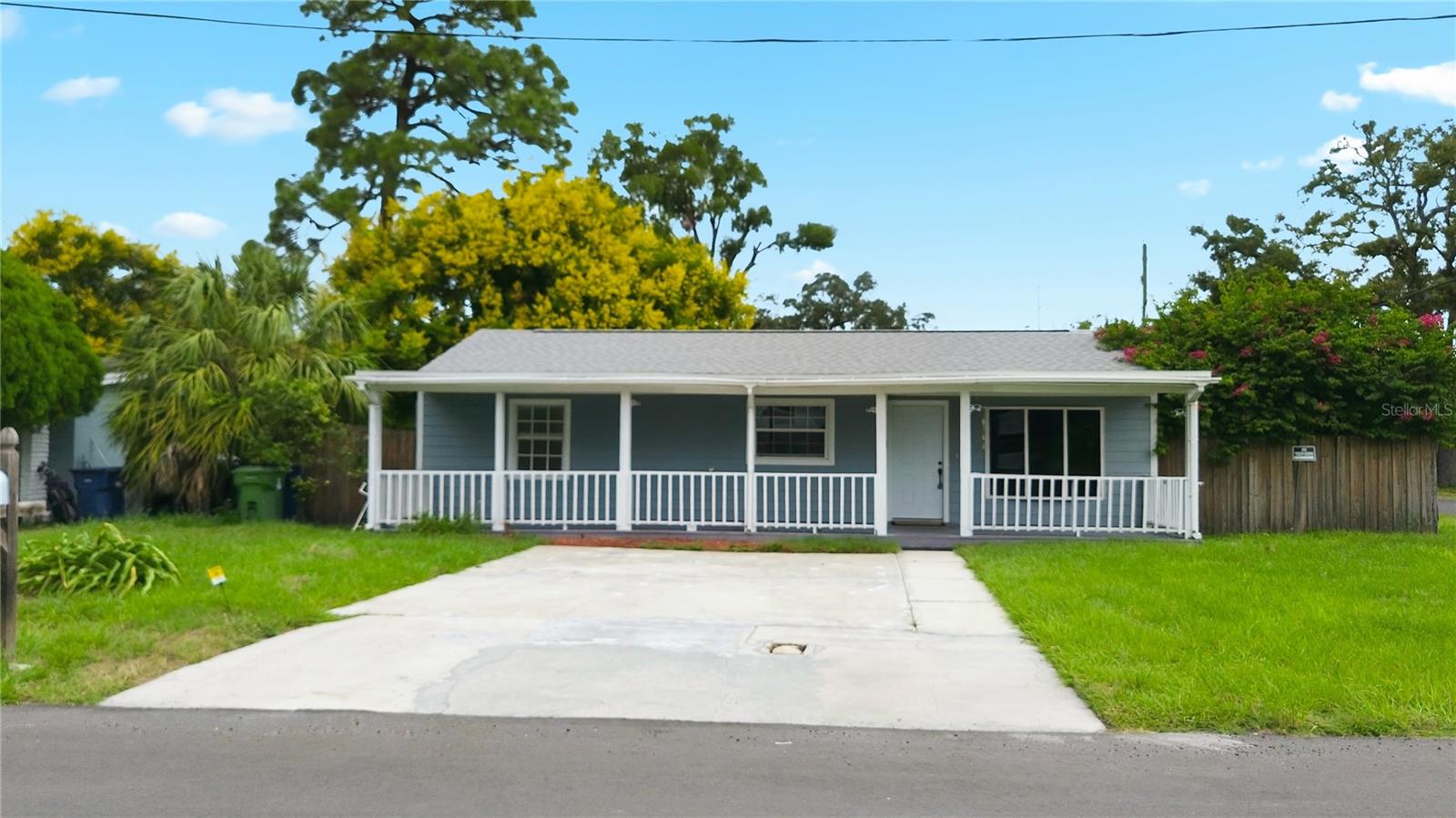 320 E ALTHEA AVE — photo 4