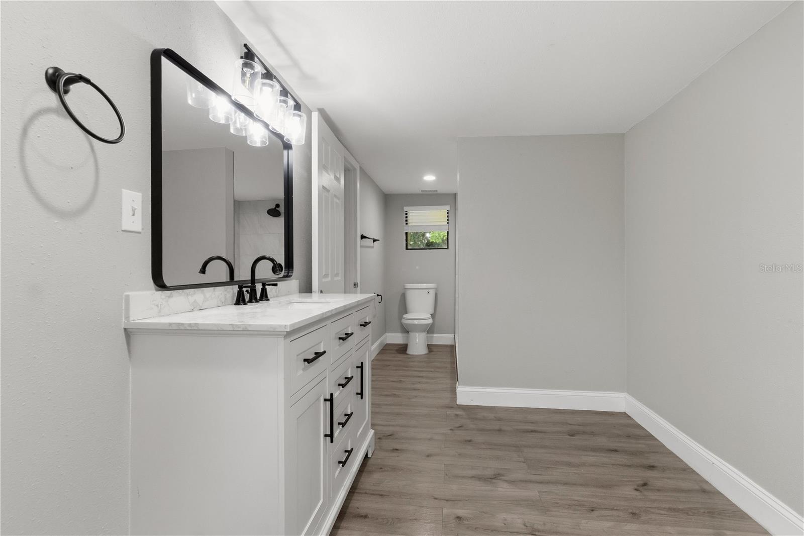320 E ALTHEA AVE — photo 20
