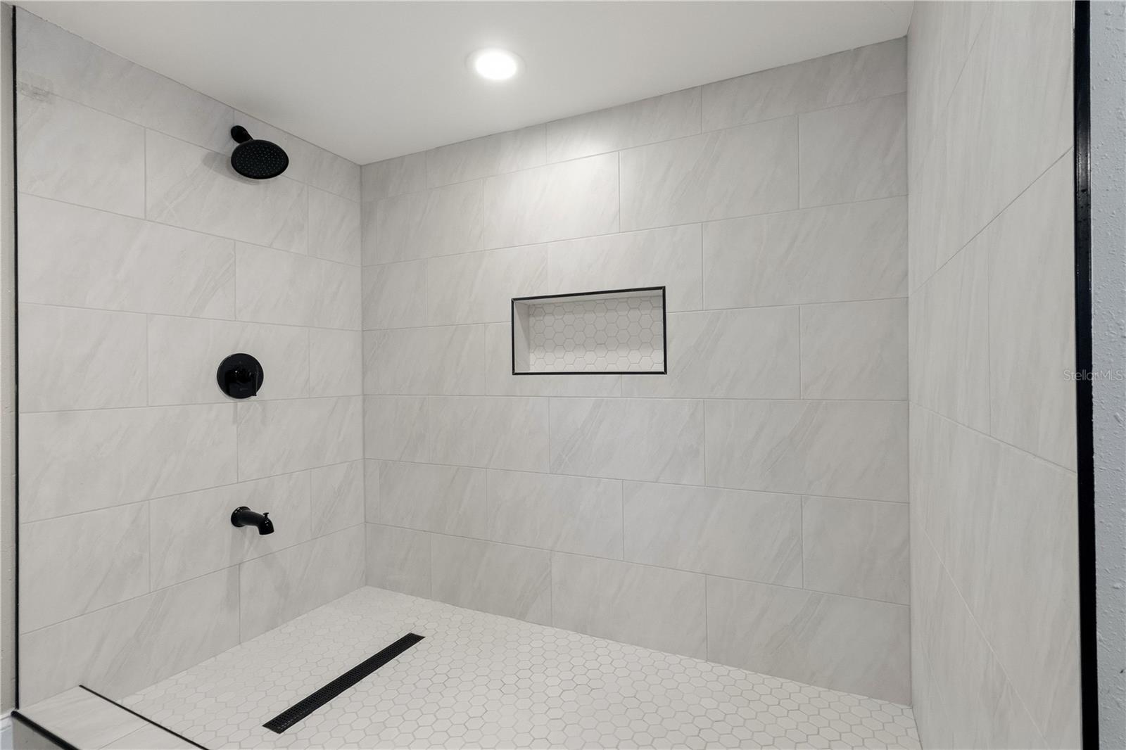 320 E ALTHEA AVE — photo 22