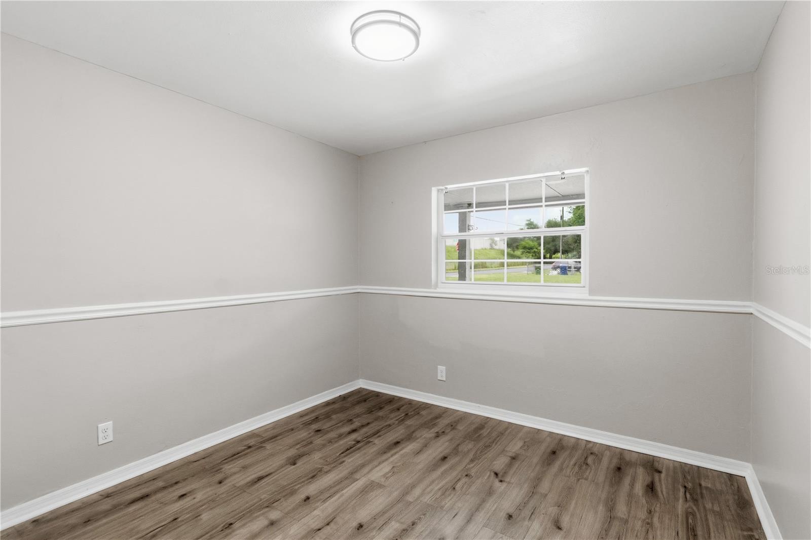 320 E ALTHEA AVE — photo 25