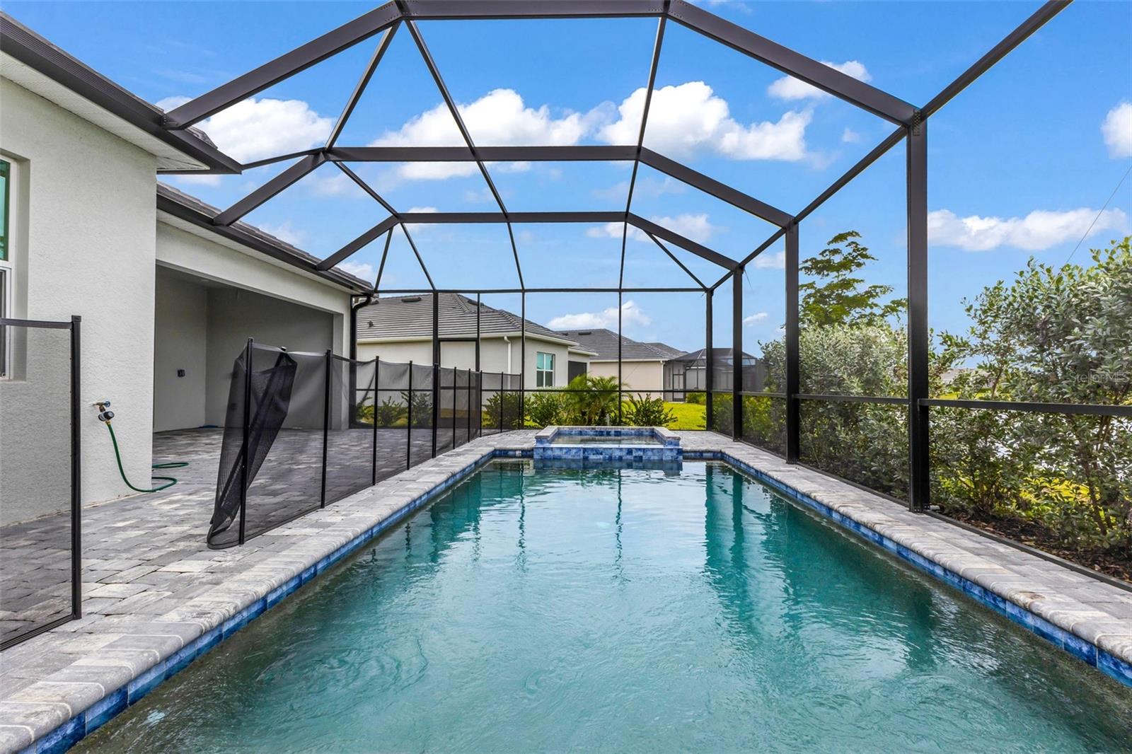 12850 TULUM LOOP — photo 47