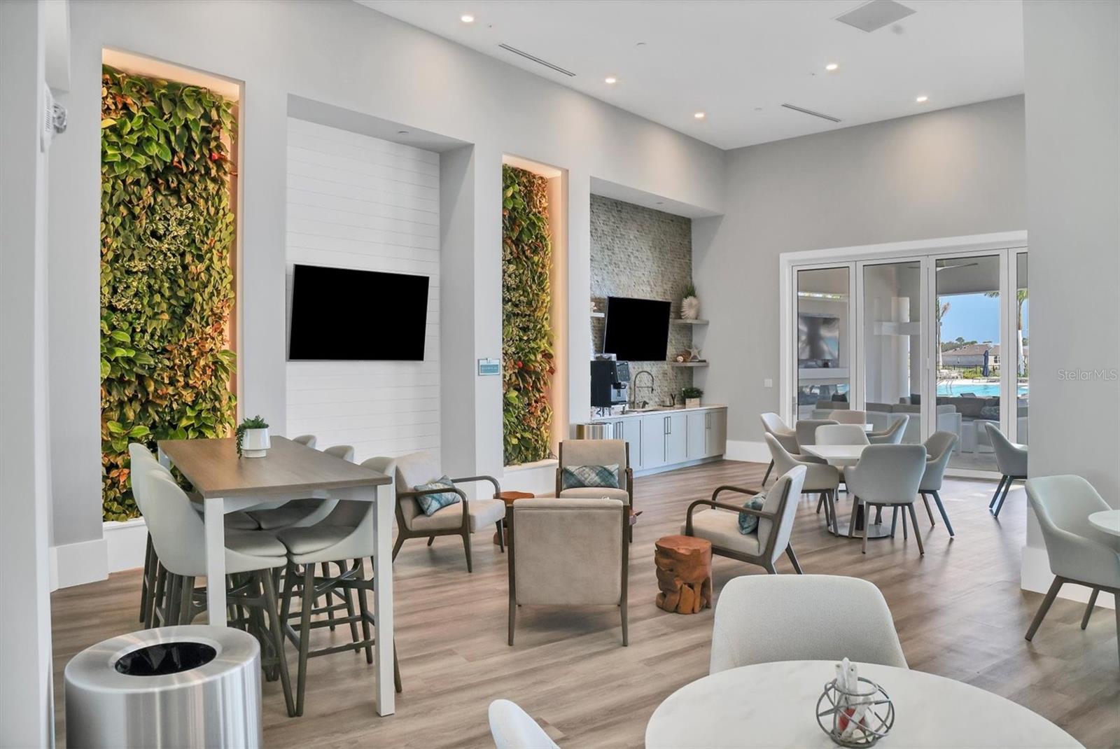 9213 SAND DUNE CV — photo 68
