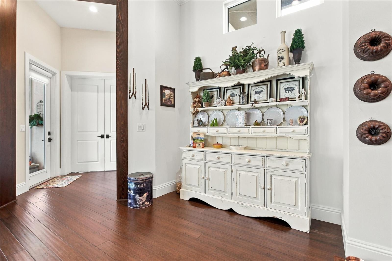 1501 SWEETLAND ST — photo 17