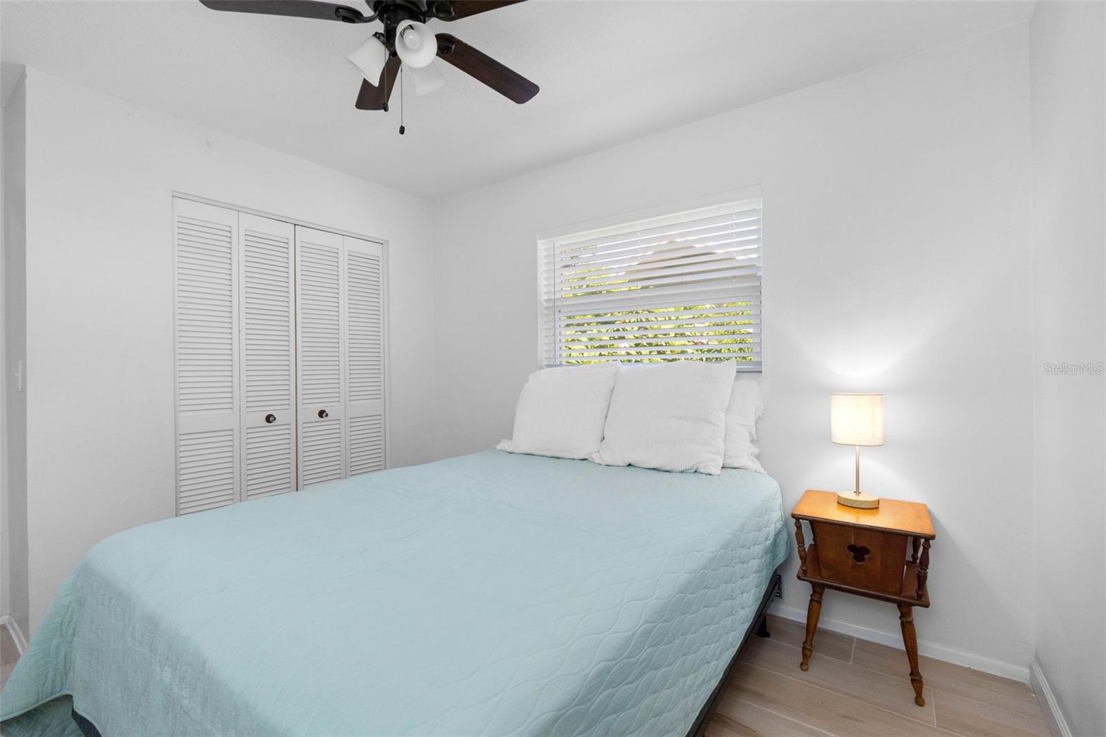1681 MACDONNELL CT — photo 17