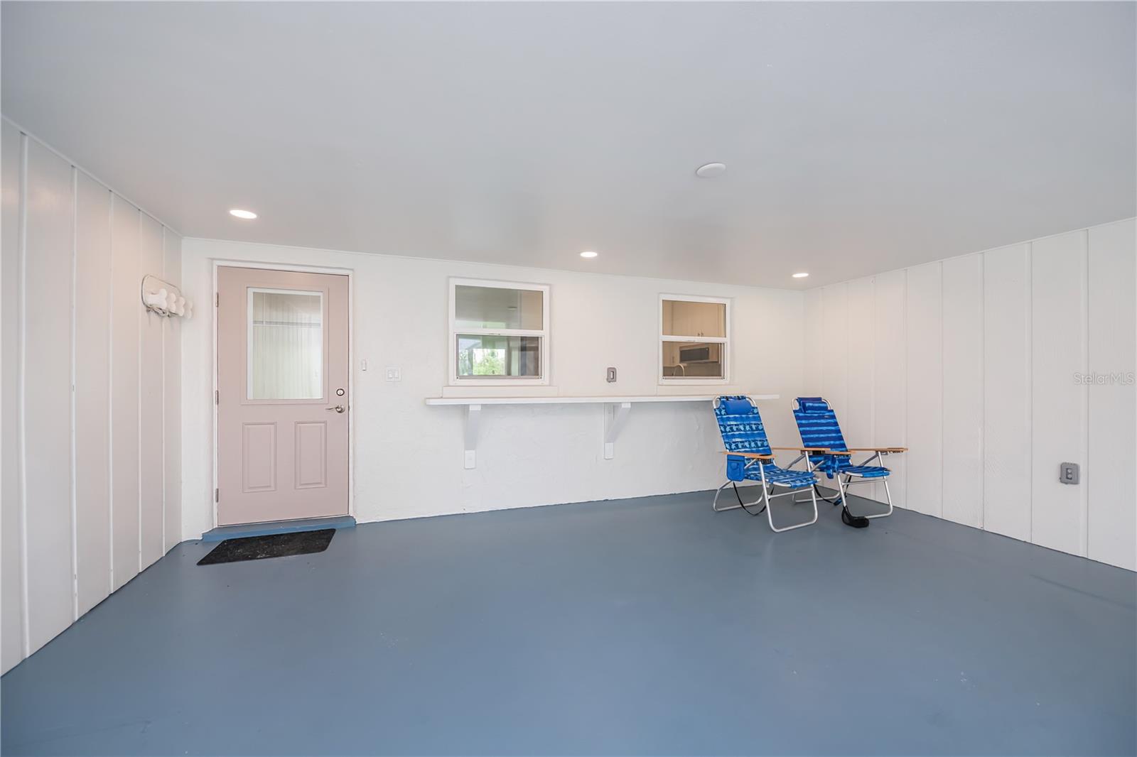 352 OAK ST — photo 41