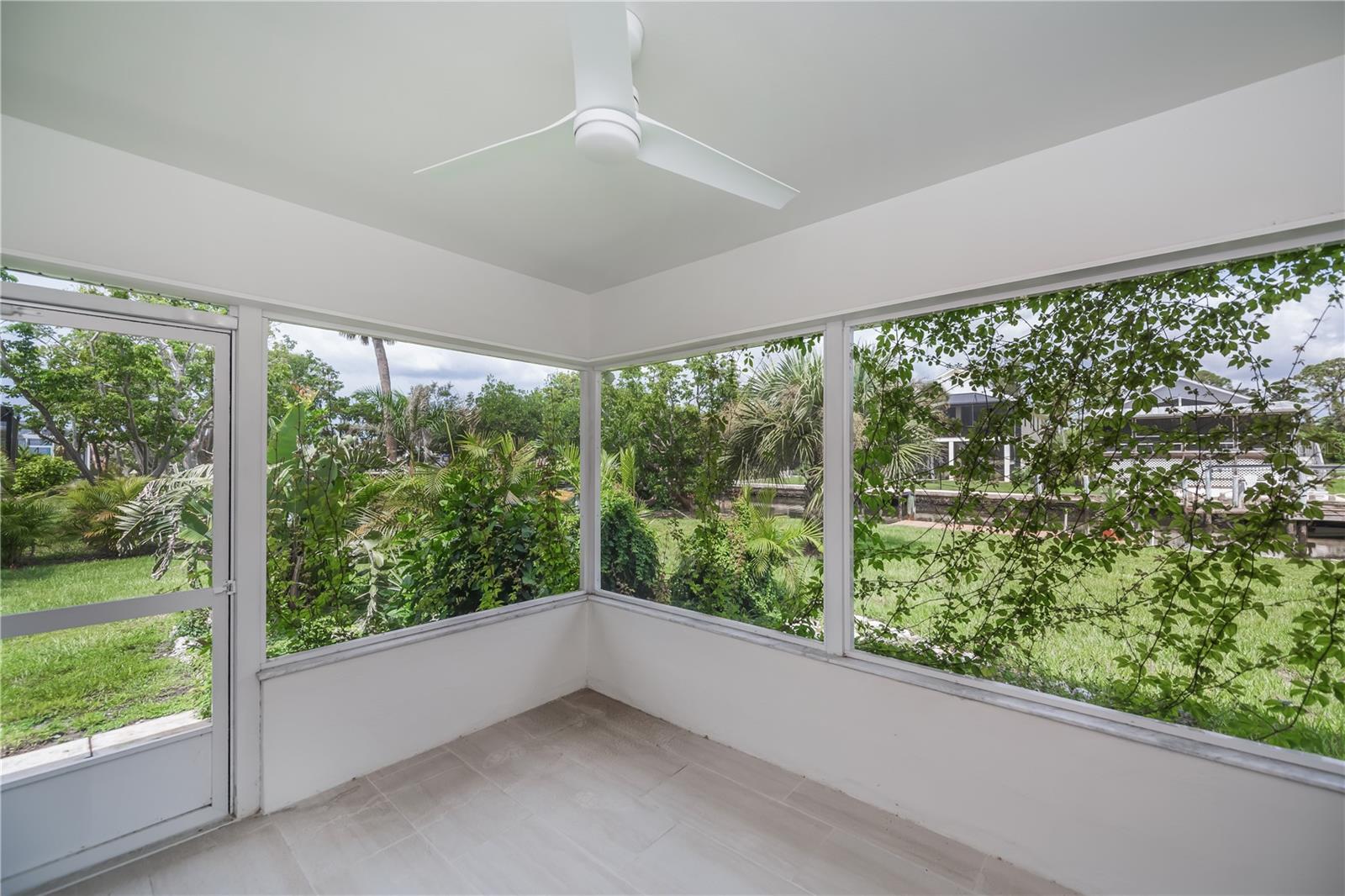 352 OAK ST — photo 28