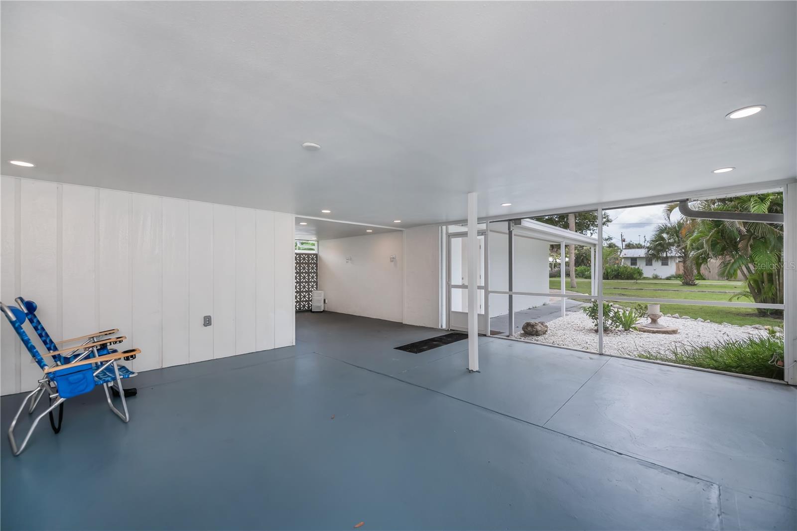 352 OAK ST — photo 42