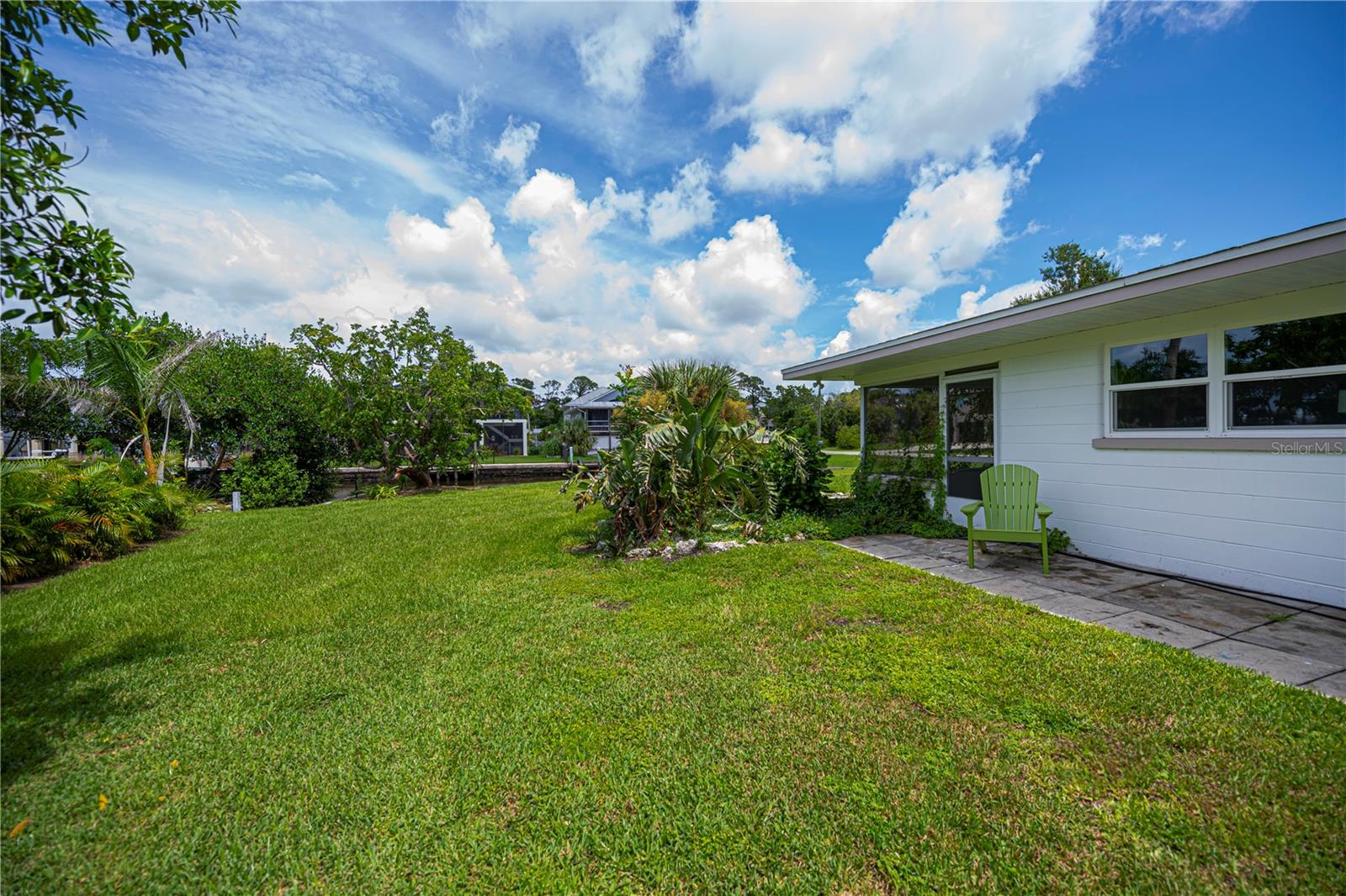 352 OAK ST — photo 30
