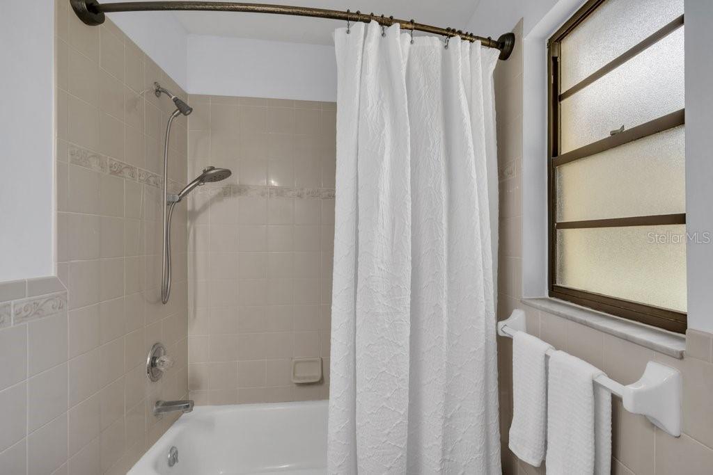 2223 ARCH MCDONALD DR — photo 22