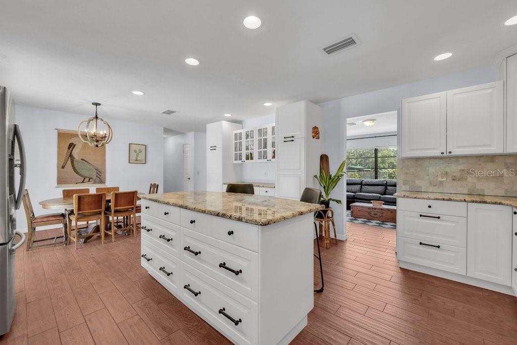 2223 ARCH MCDONALD DR — photo 15