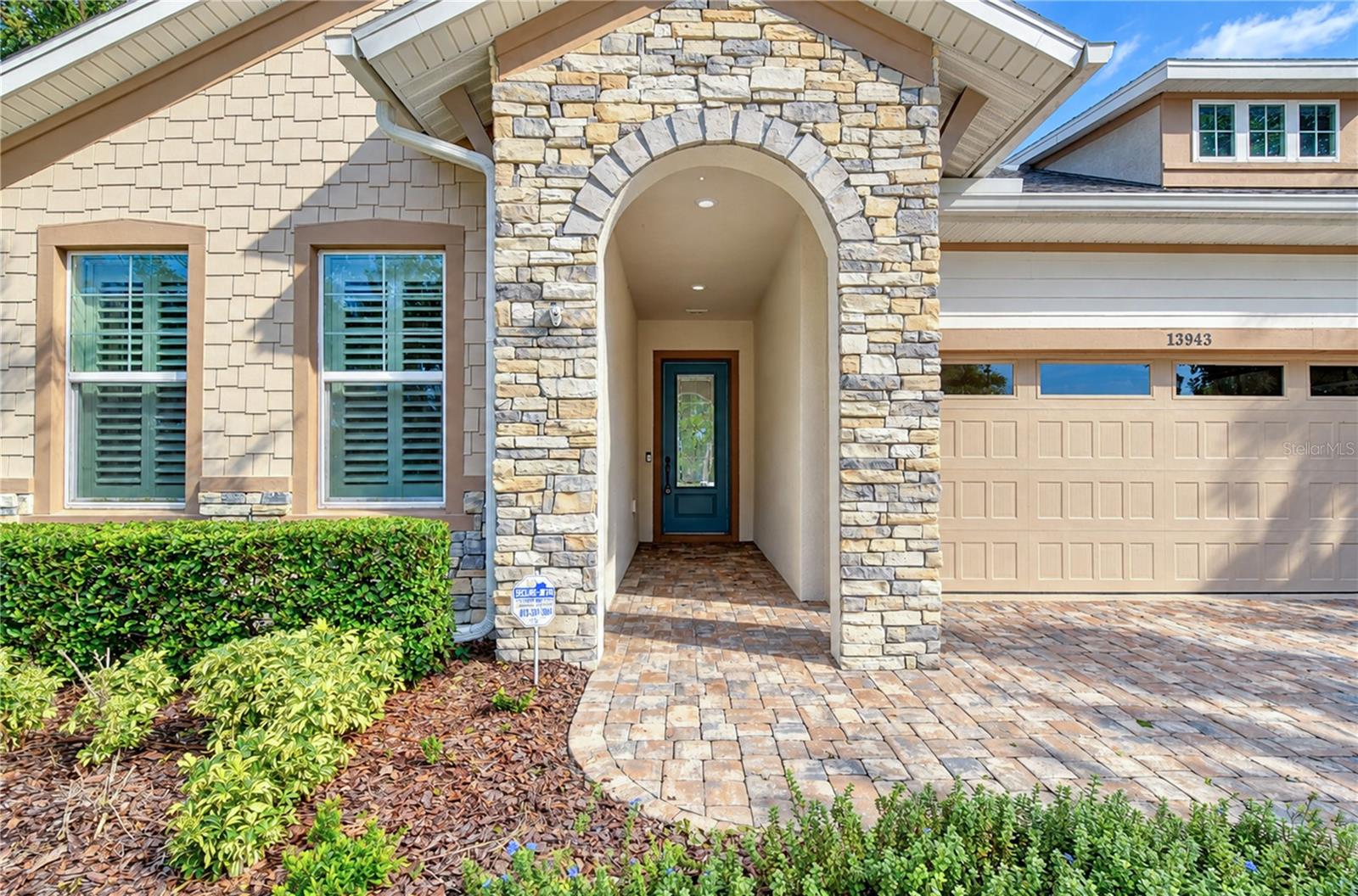 13943 NATURES RESERVE DR — photo 37