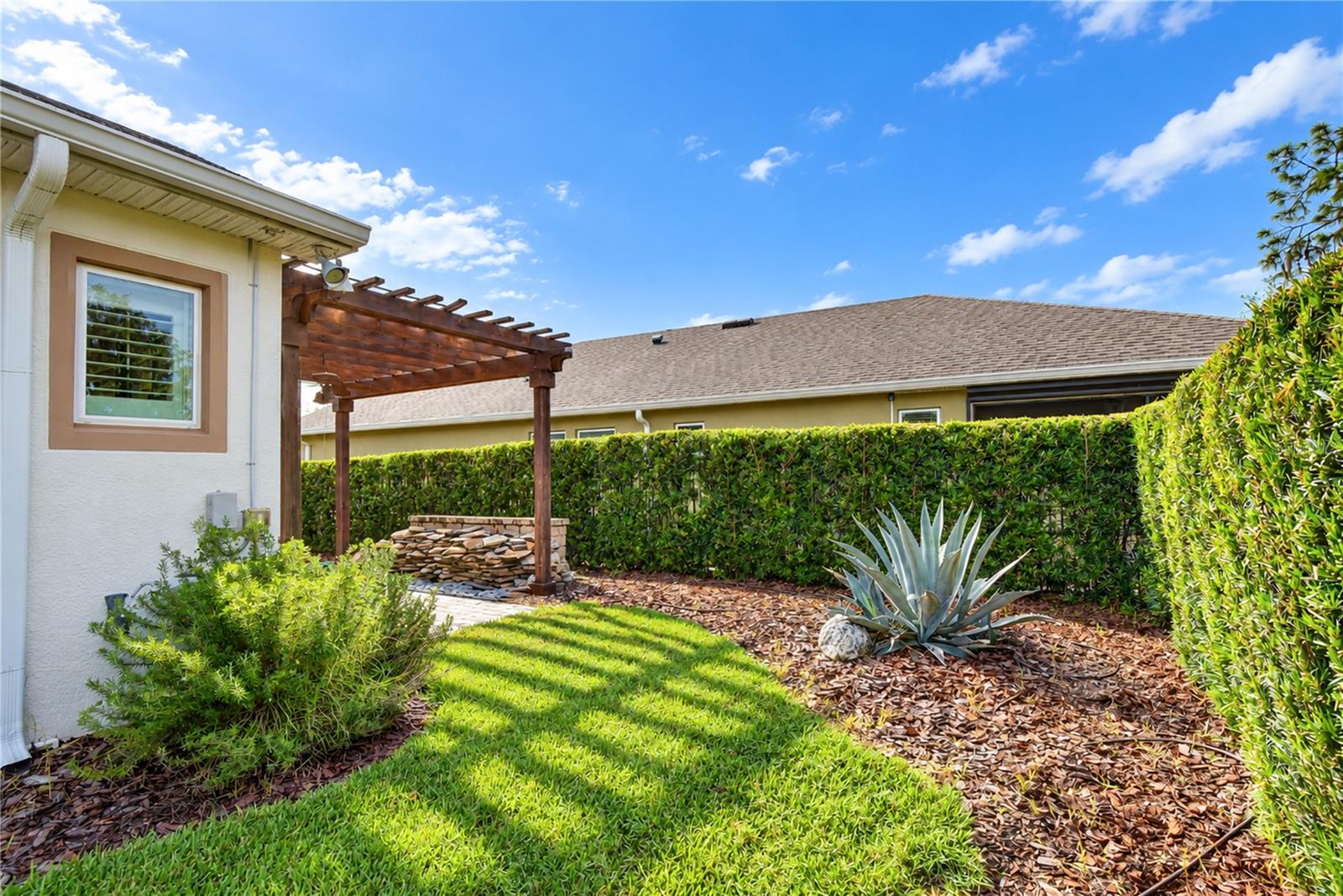 13943 NATURES RESERVE DR — photo 4