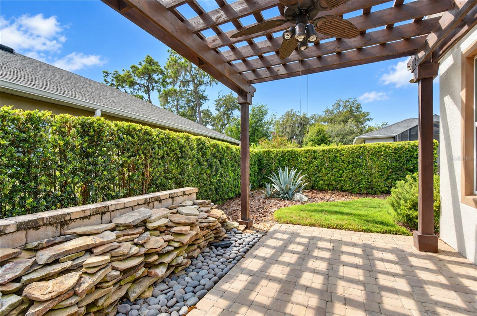 13943 NATURES RESERVE DR — photo 33