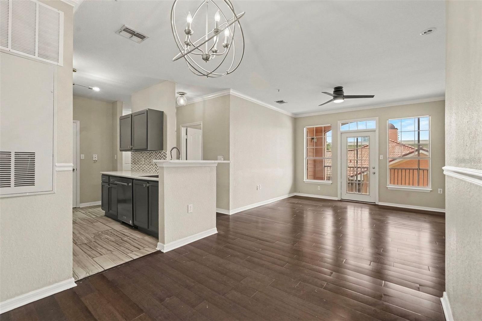 5000 CULBREATH KEY WAY #4203 — photo 4
